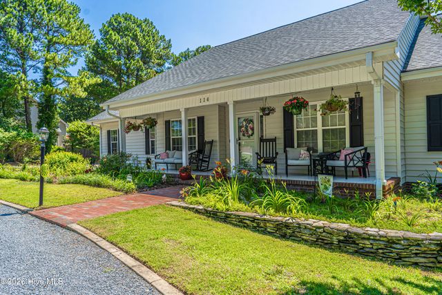 114 Bellhaven Drive, Carthage, NC 28327