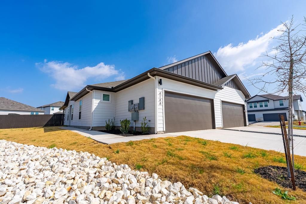 414 Cross Barn BLVD A, Buda, TX 78610