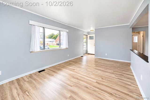 1835 10th Street, Wyandotte, MI 48192