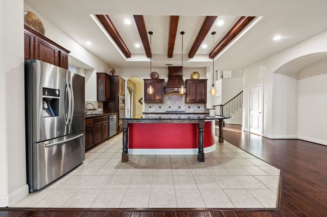 15520 Mayflower Trail, Fort Worth, TX 76262