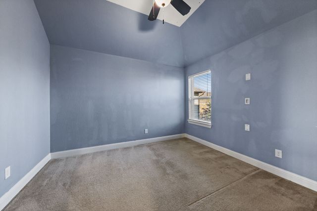 15520 Mayflower Trail, Fort Worth, TX 76262