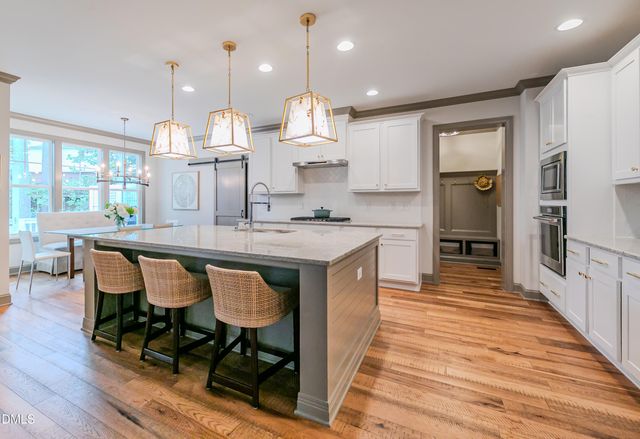 114 Crestview Road, Raleigh, NC 27609