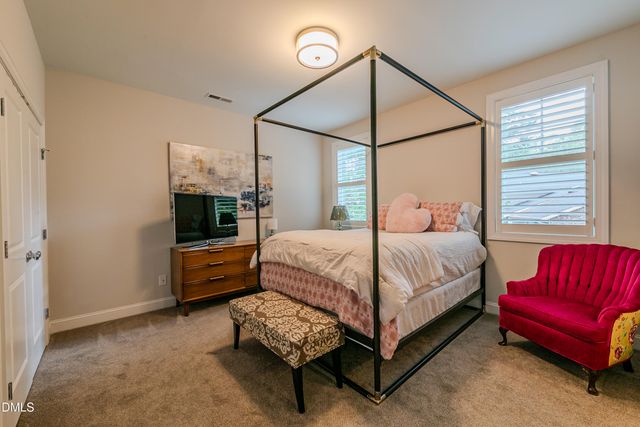 114 Crestview Road, Raleigh, NC 27609