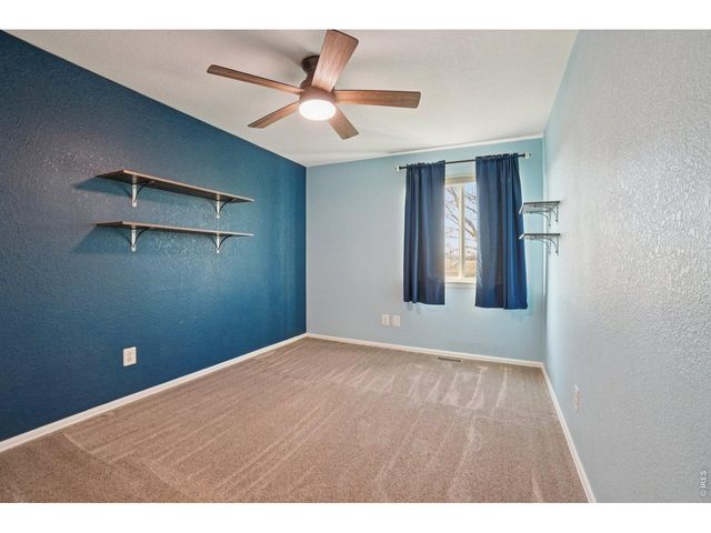 5426 Fox Run Blvd, Longmont, CO 80504