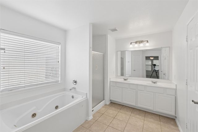 7415 Forestay Lane, Baytown, TX 77521