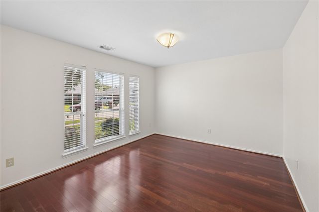 7415 Forestay Lane, Baytown, TX 77521