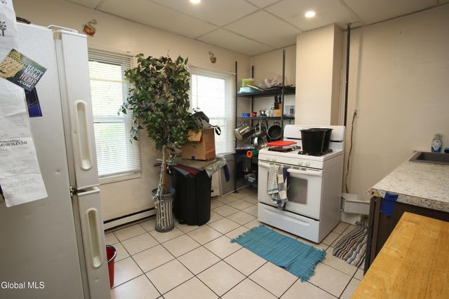 857 Livingston Avenue, Albany, NY 12206