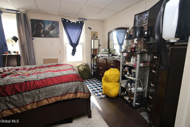 857 Livingston Avenue, Albany, NY 12206