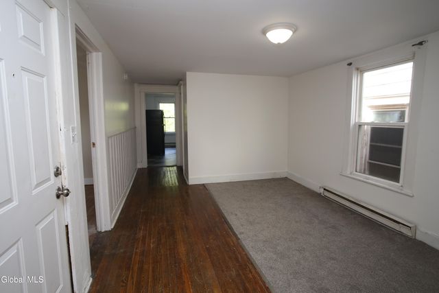 857 Livingston Avenue, Albany, NY 12206