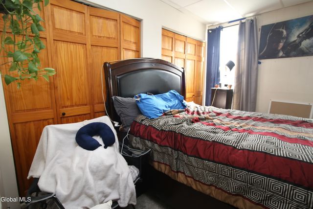 857 Livingston Avenue, Albany, NY 12206