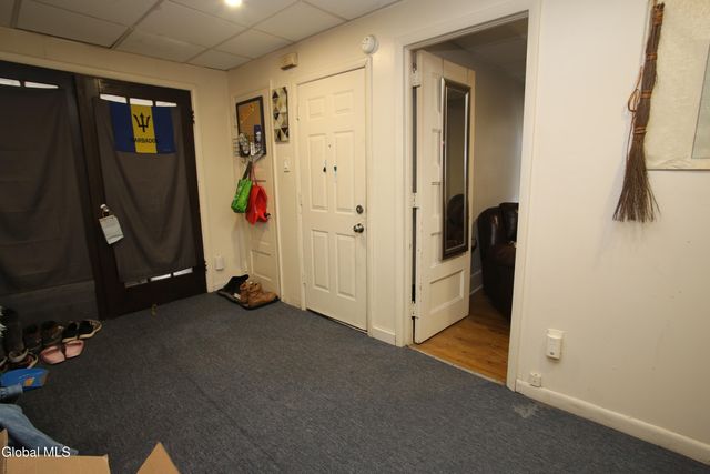 857 Livingston Avenue, Albany, NY 12206