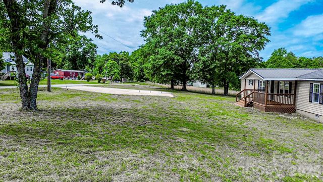 238 Phillips Drive, Forest City, NC 28043