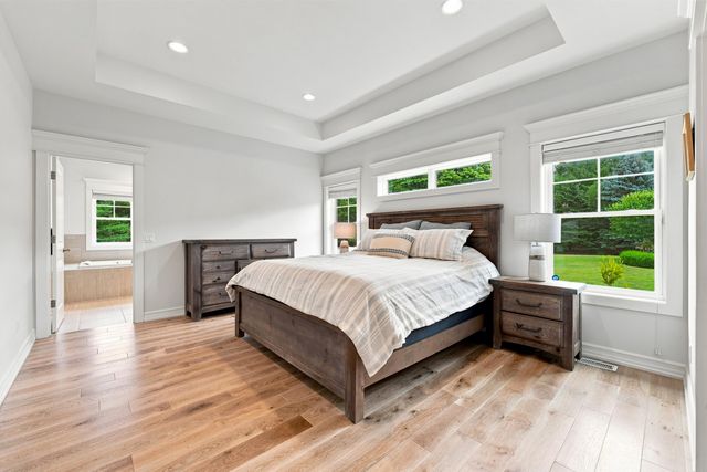 341 Parkside Lane, Douglas Vllg, MI 49406