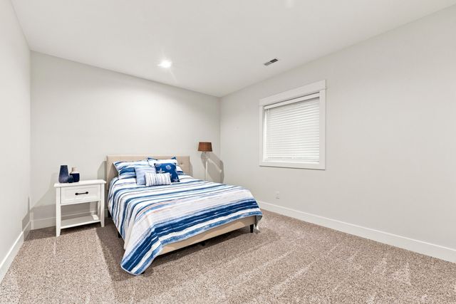 341 Parkside Lane, Douglas Vllg, MI 49406