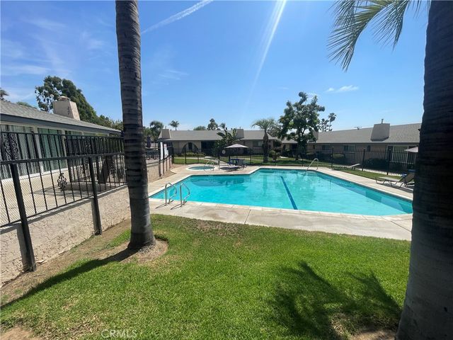 2891 Canyon Crest Drive 63, Riverside, CA 92507