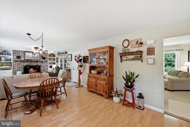 82 KINGS HILL RD, Fredericksburg, VA 22405