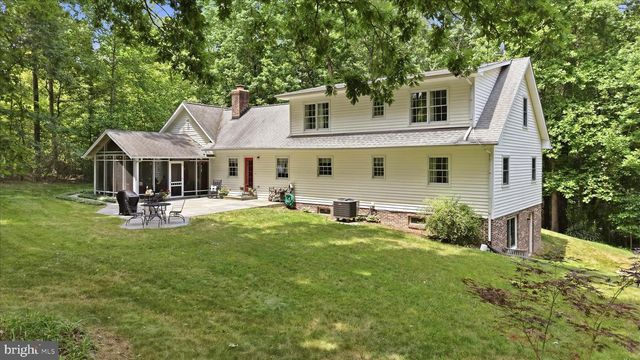 82 KINGS HILL RD, Fredericksburg, VA 22405