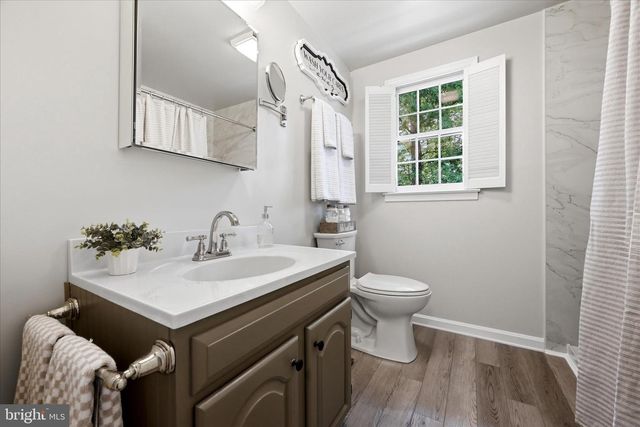82 KINGS HILL RD, Fredericksburg, VA 22405