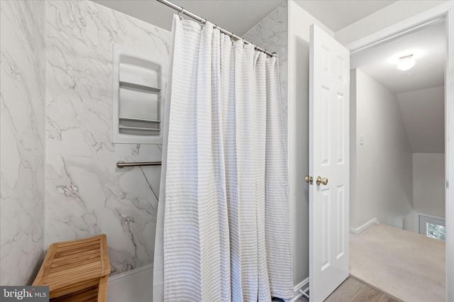 82 KINGS HILL RD, Fredericksburg, VA 22405