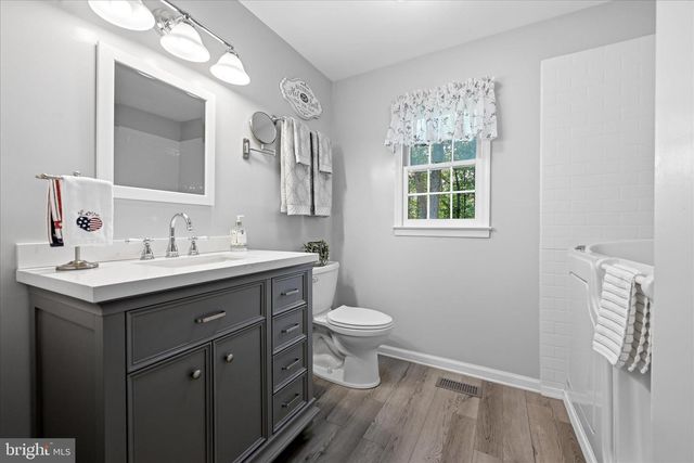 82 KINGS HILL RD, Fredericksburg, VA 22405