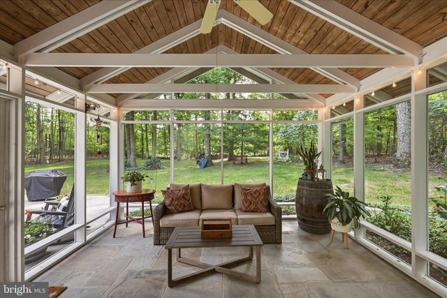 82 KINGS HILL RD, Fredericksburg, VA 22405