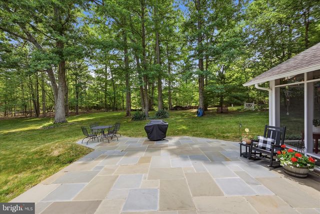 82 KINGS HILL RD, Fredericksburg, VA 22405