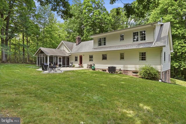 82 KINGS HILL RD, Fredericksburg, VA 22405
