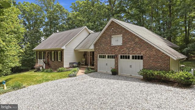 82 KINGS HILL RD, Fredericksburg, VA 22405