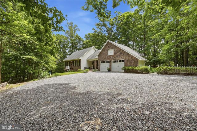 82 KINGS HILL RD, Fredericksburg, VA 22405