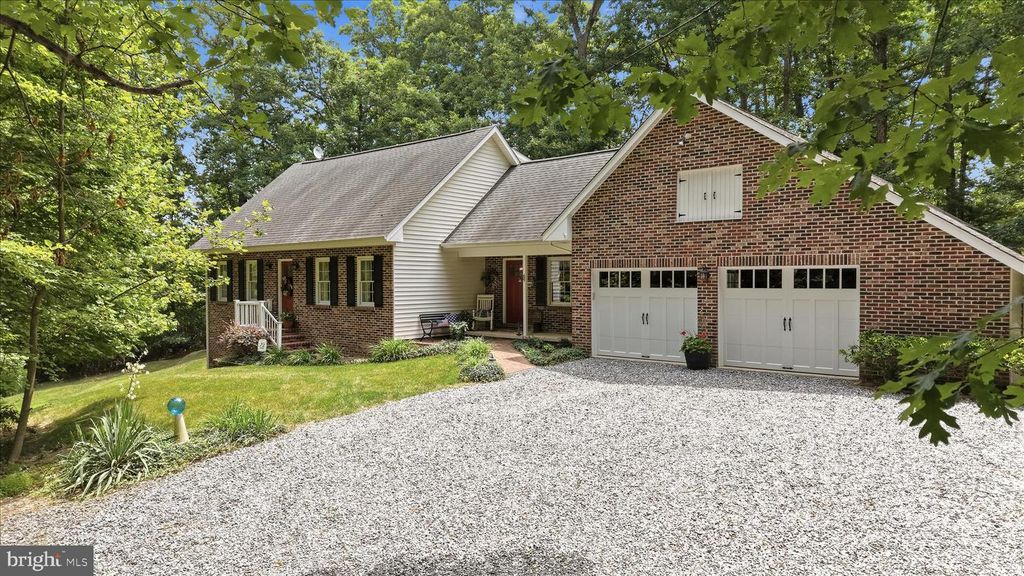 82 KINGS HILL RD, Fredericksburg, VA 22405