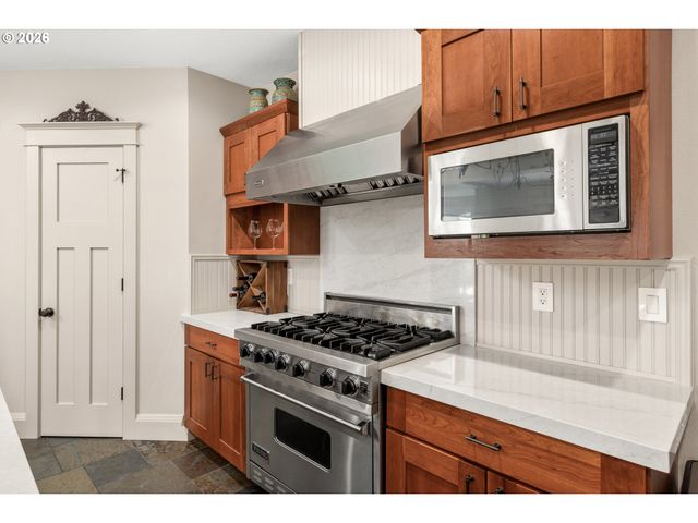 2520 Se ELLSWORTH Rd, Vancouver, WA 98664