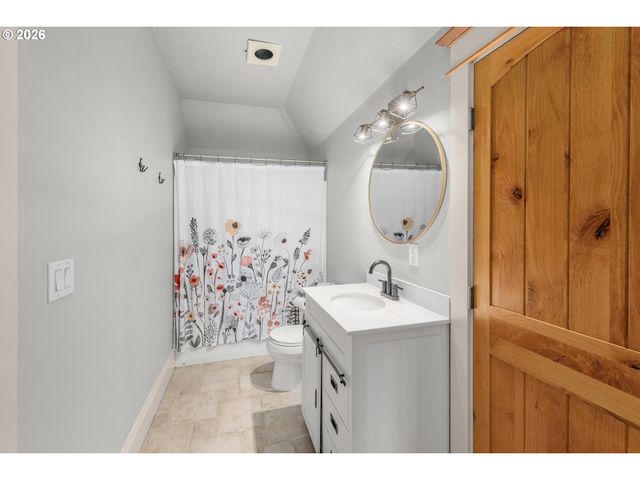 2520 Se ELLSWORTH Rd, Vancouver, WA 98664