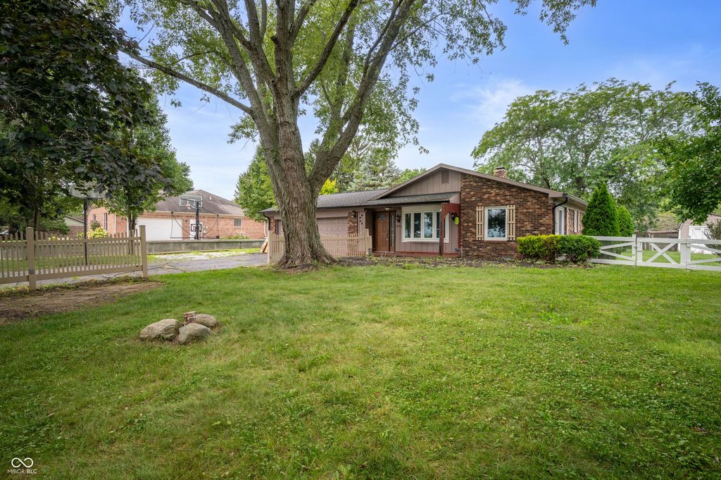 972 N 200 W, Greenfield, IN 46140