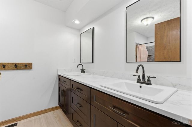 471 Ogden, Wilmington, OH 45177