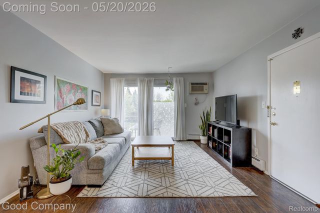 3915 Benjamin Avenue 5, Royal Oak, MI 48073