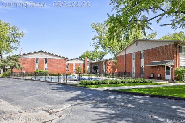 3915 Benjamin Avenue 5, Royal Oak, MI 48073