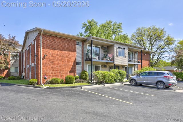 3915 Benjamin Avenue 5, Royal Oak, MI 48073