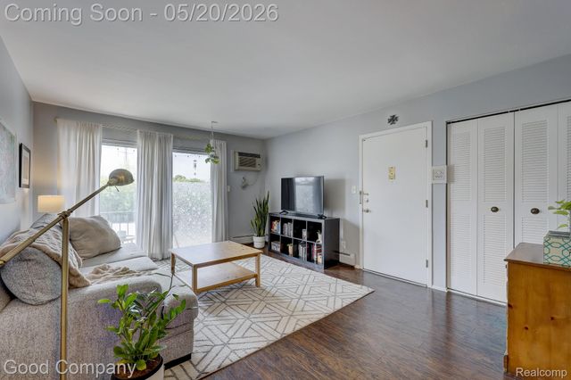 3915 Benjamin Avenue 5, Royal Oak, MI 48073