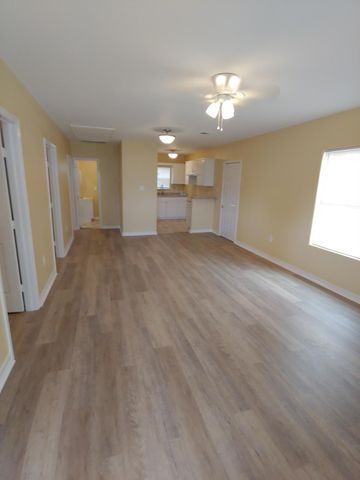 7622 West Street, Houston, TX 77093