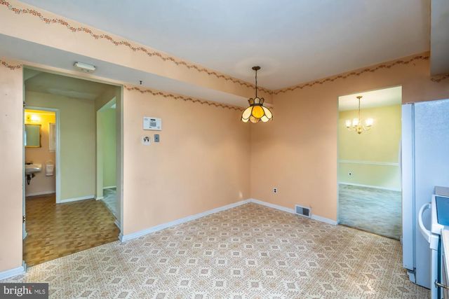 112 GLAMORGAN CT, Exton, PA 19341