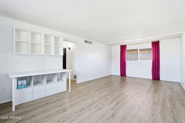 6408 S 46TH Place, Phoenix, AZ 85042