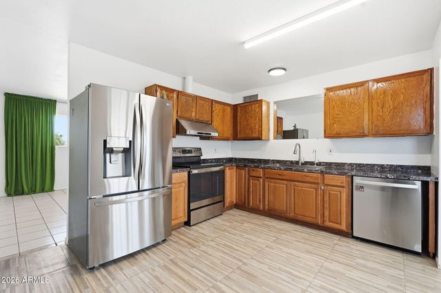 6408 S 46TH Place, Phoenix, AZ 85042