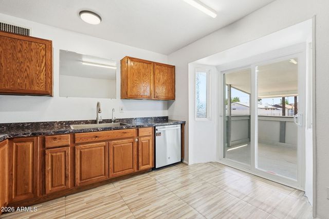 6408 S 46TH Place, Phoenix, AZ 85042