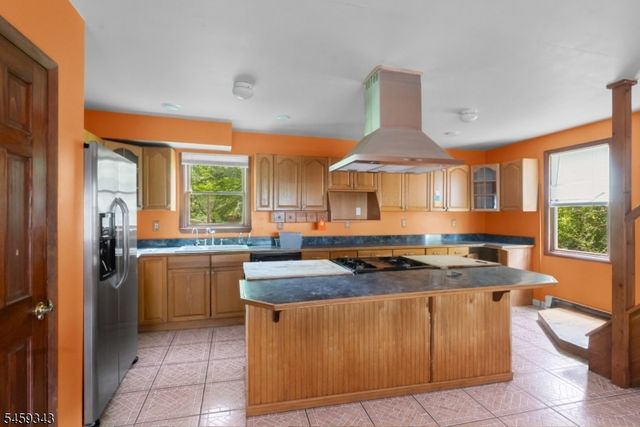 20 Pershing Ave, Jefferson Twp., NJ 07849