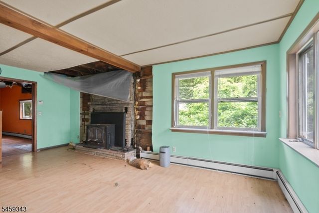 20 Pershing Ave, Jefferson Twp., NJ 07849