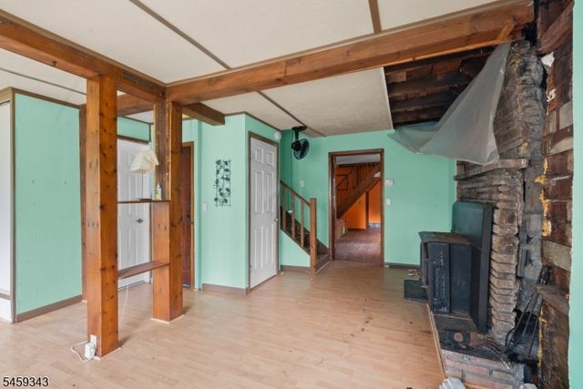 20 Pershing Ave, Jefferson Twp., NJ 07849