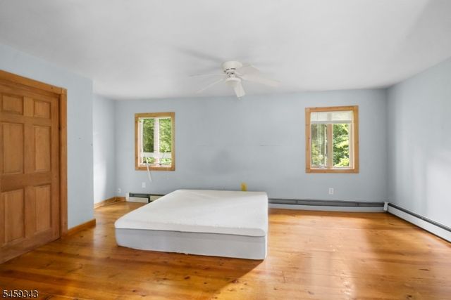 20 Pershing Ave, Jefferson Twp., NJ 07849