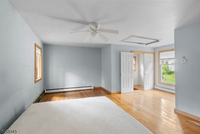 20 Pershing Ave, Jefferson Twp., NJ 07849