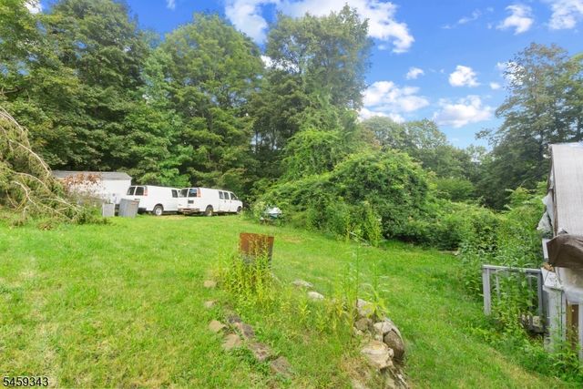 20 Pershing Ave, Jefferson Twp., NJ 07849