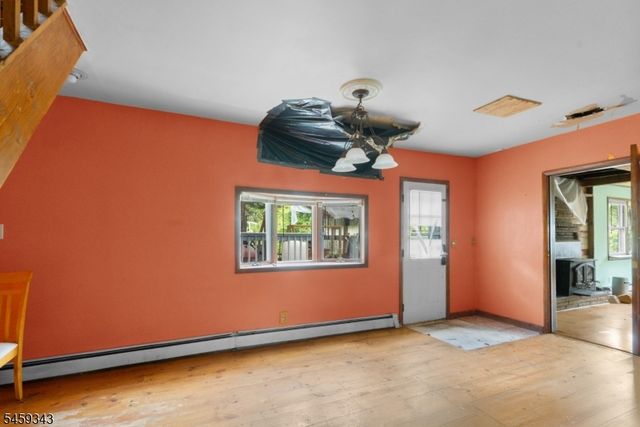 20 Pershing Ave, Jefferson Twp., NJ 07849
